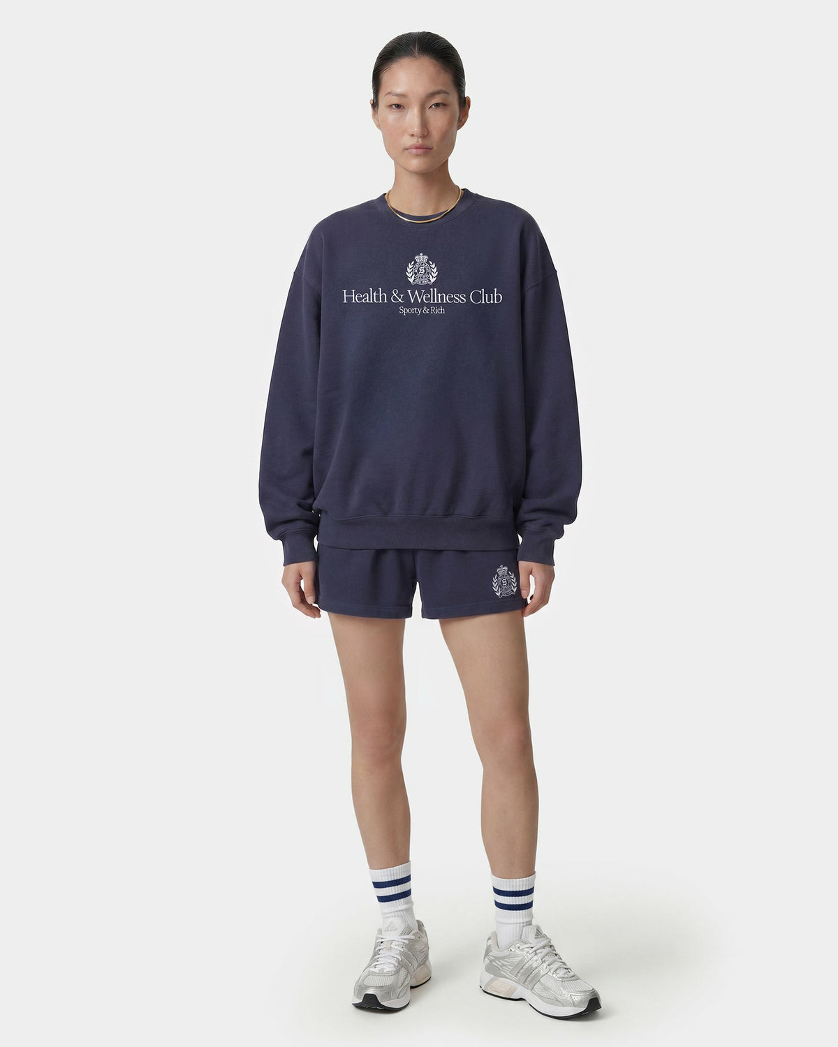 Sporty & Rich H&W Crest Embroidered Crewneck - Light Navy/White
