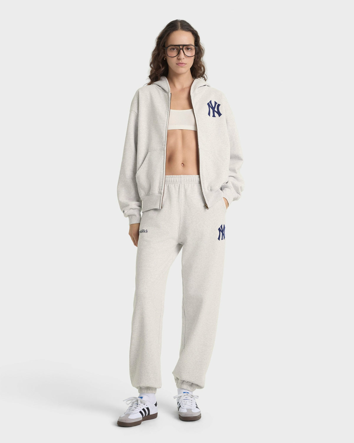 Sporty & Rich Heritage Yankees Serif Zip Hoodie - Heather Gray/Navy