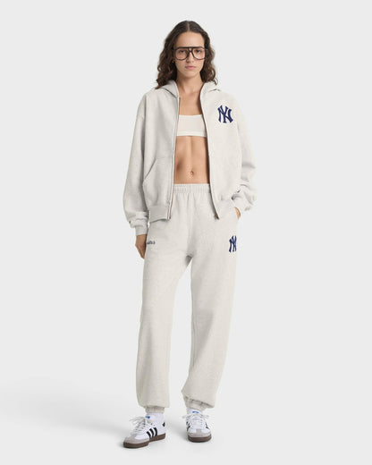 Sporty & Rich Heritage Yankees Serif Zip Hoodie - Heather Gray/Navy