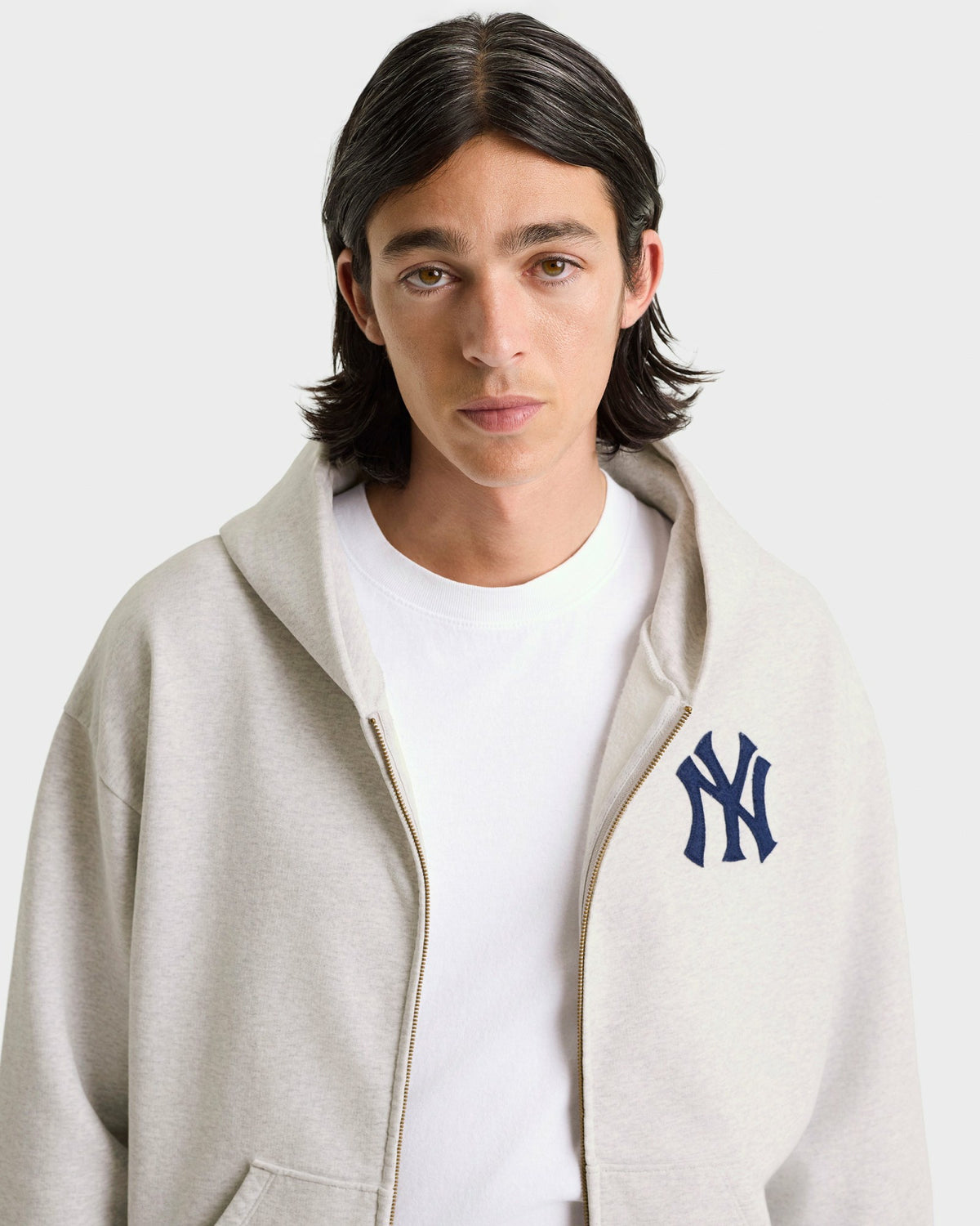 Sporty & Rich Heritage Yankees Serif Zip Hoodie - Heather Gray/Navy