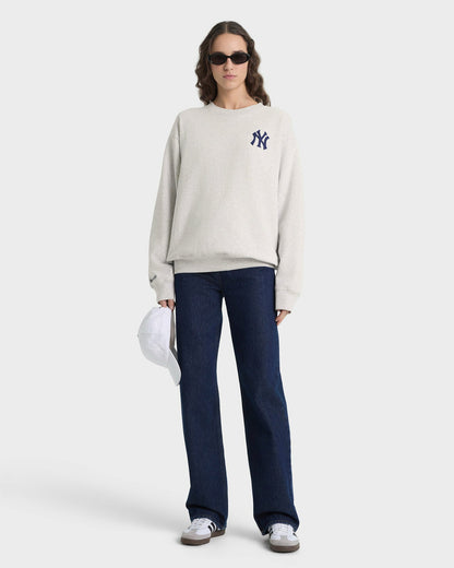 Sporty & Rich Heritage Yankees Serif Crewneck - Heather Gray/Navy
