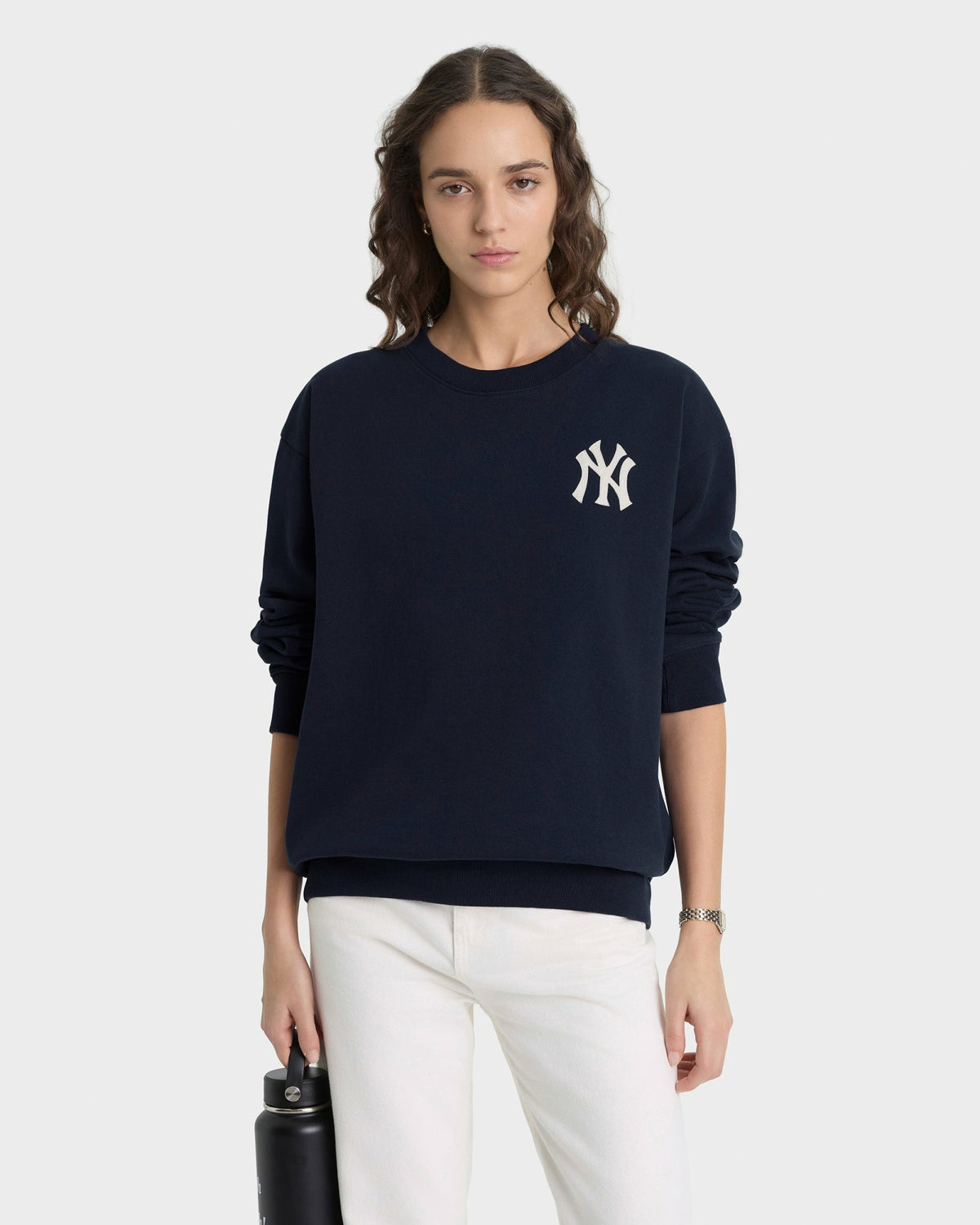 Sporty & Rich Heritage Yankees Serif Crewneck - Navy/White