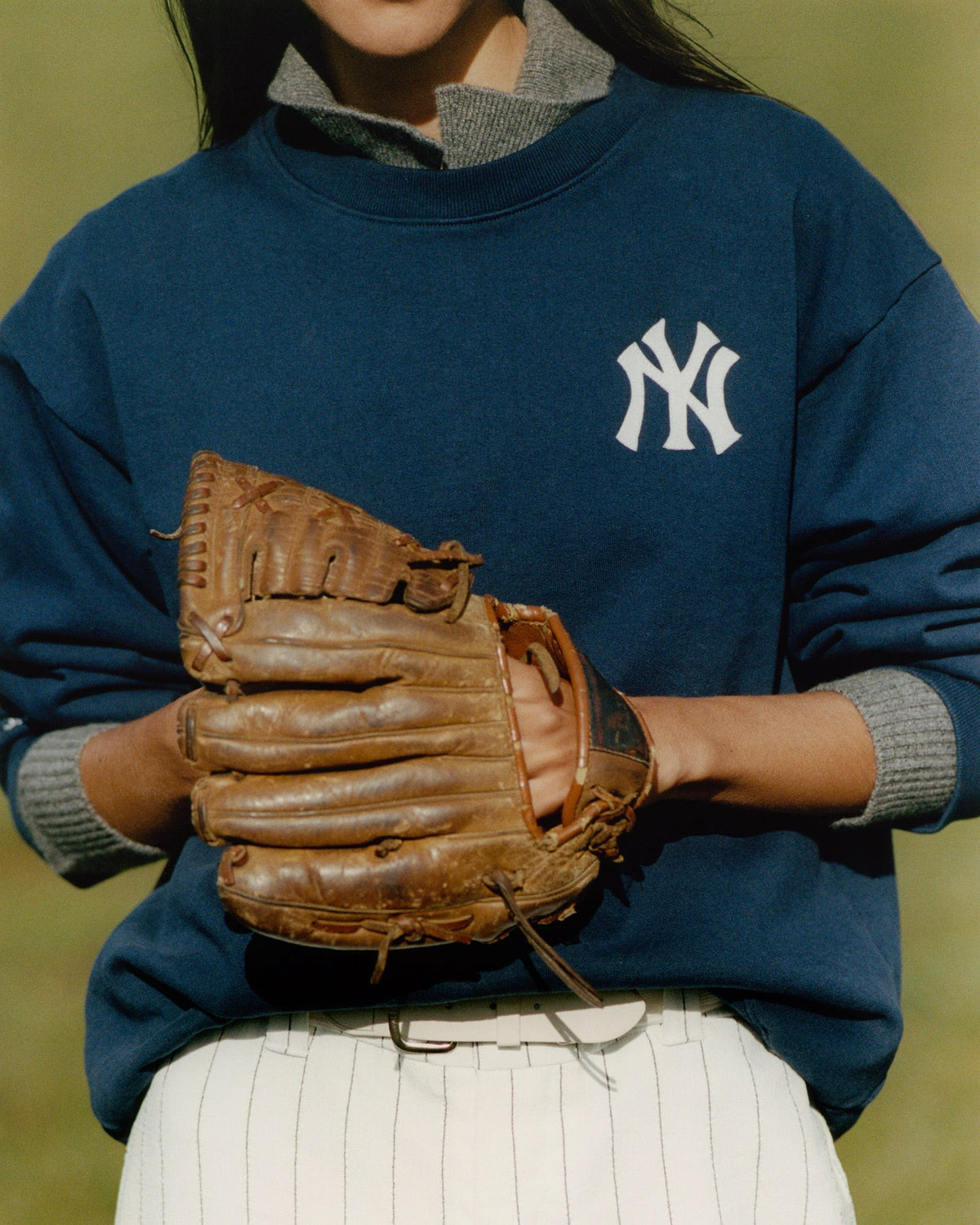 Sporty & Rich Heritage Yankees Serif Crewneck - Navy/White