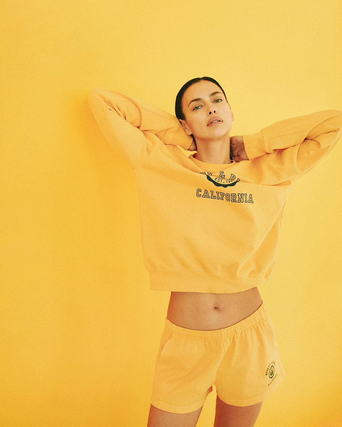 Sporty & Rich California Emblem Crewneck - Faded Gold