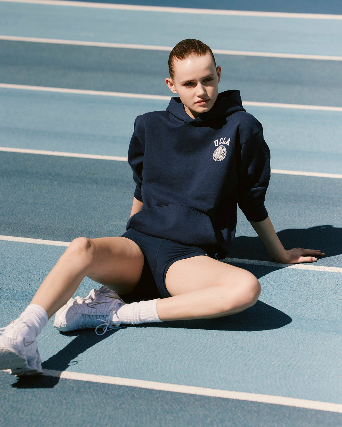 Sporty & Rich UCLA Crest Hoodie - Navy/White