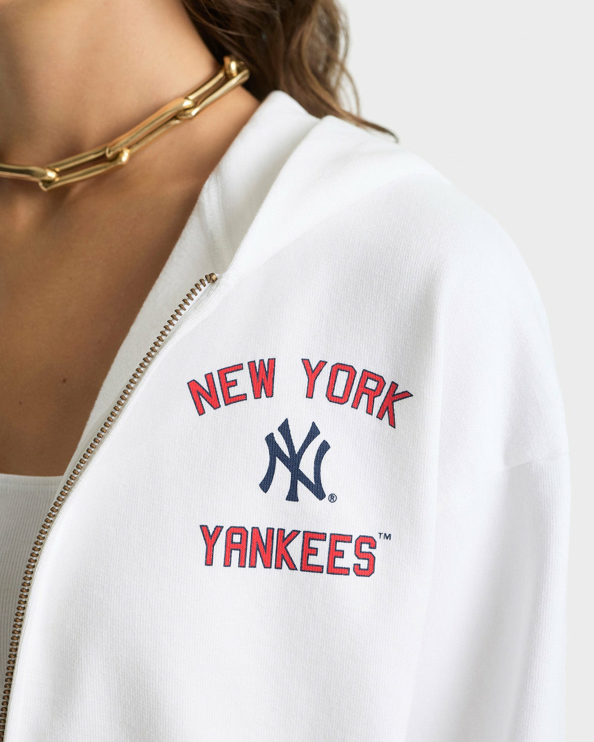 Sporty & Rich Homerun Cropped Zip Hoodie - White