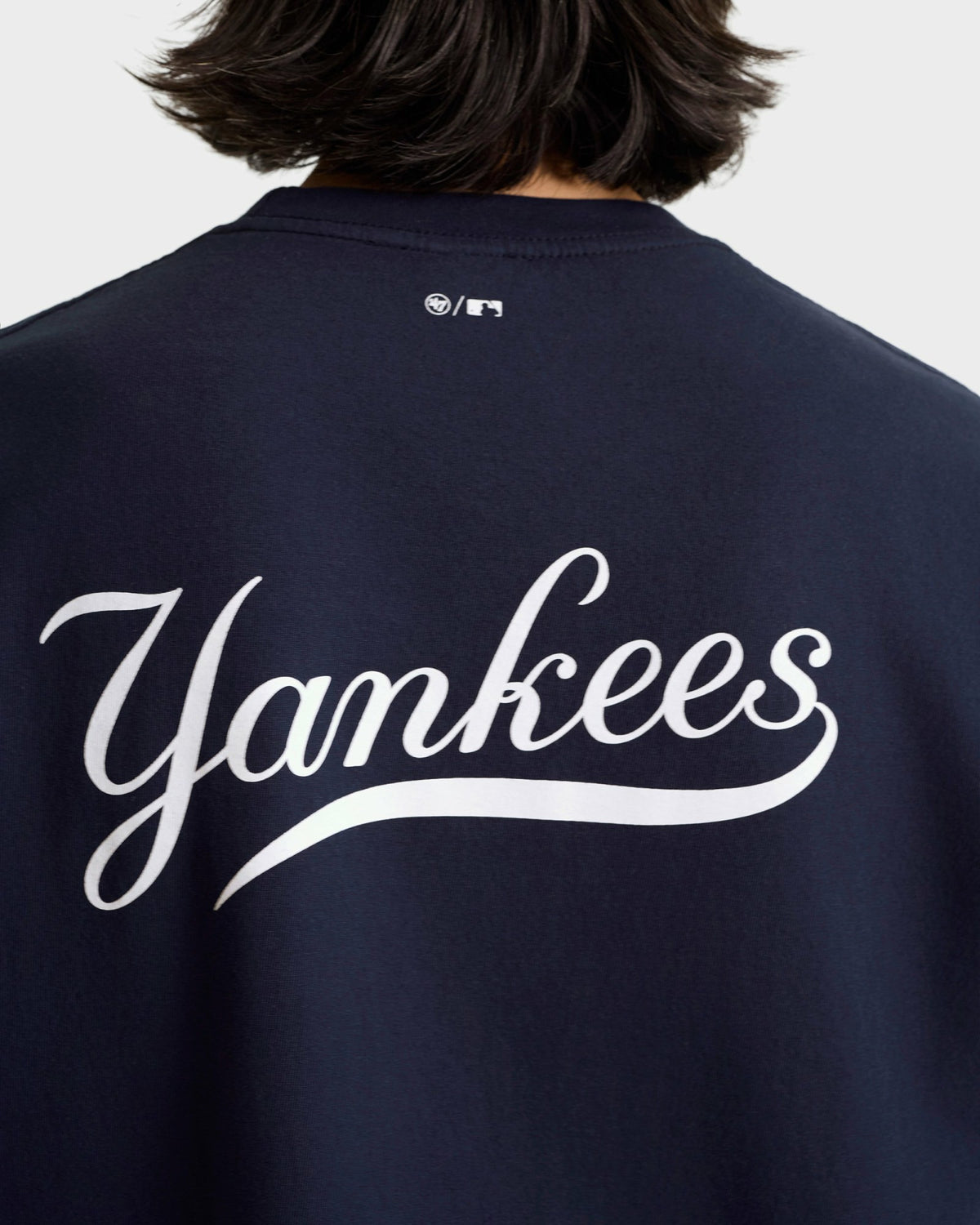 Sporty & Rich Yankees Curve T-Shirt - Navy/White