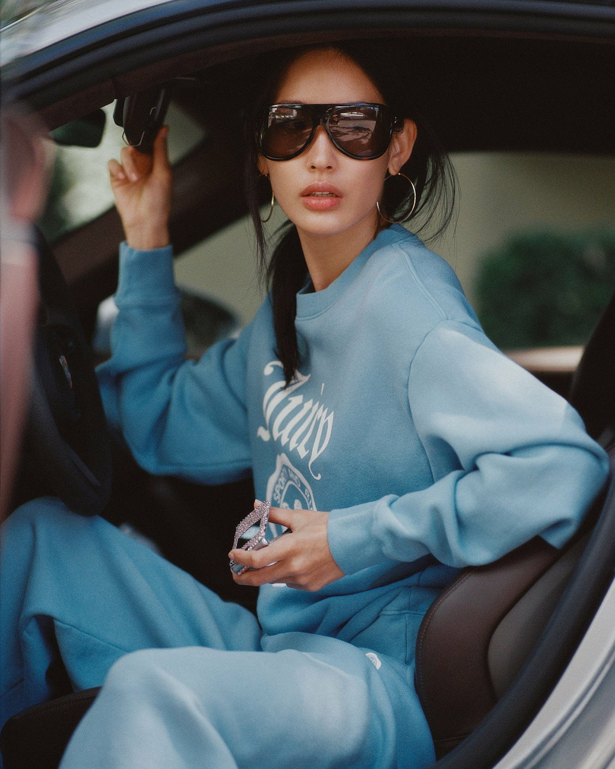 Sporty & Rich Juicy Emblem Wide Sweatpant - Sky Blue