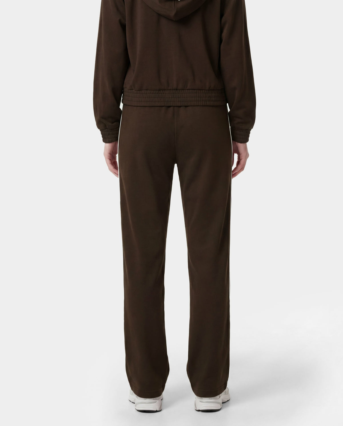 Sporty & Rich Serif Logo Retro Track Pant - Cioco/White