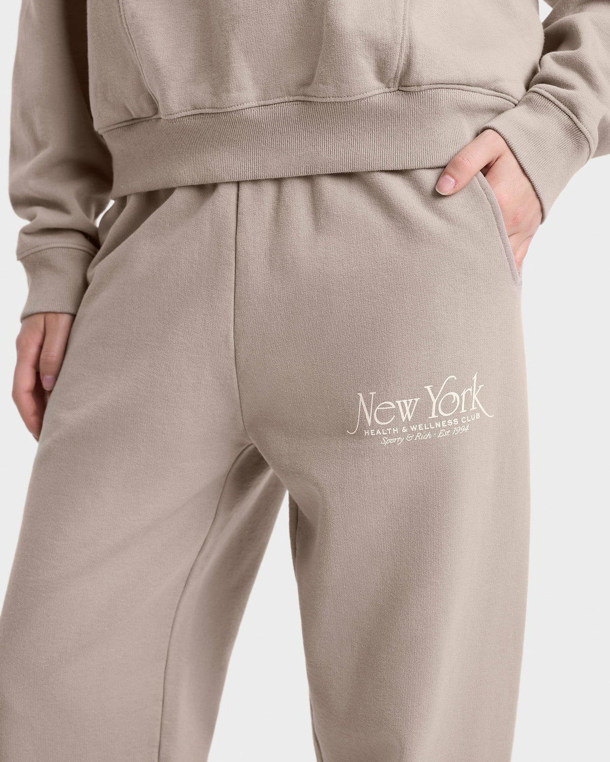Sporty & Rich NY 94 Sweatpant - Elephant/White