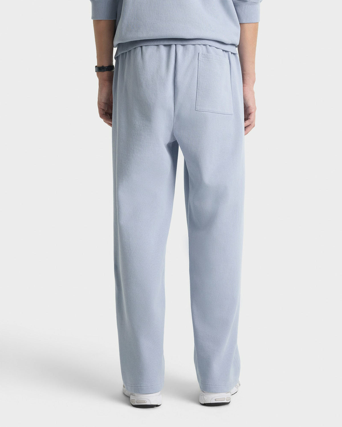 Sporty & Rich Signature Logo Embroidered Wide Sweatpant - Faded Blue/Navy