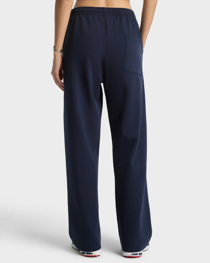 Sporty & Rich Serif Logo Wide Sweatpant - Navy/White