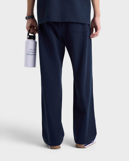 Sporty & Rich Serif Logo Wide Sweatpant - Navy/White