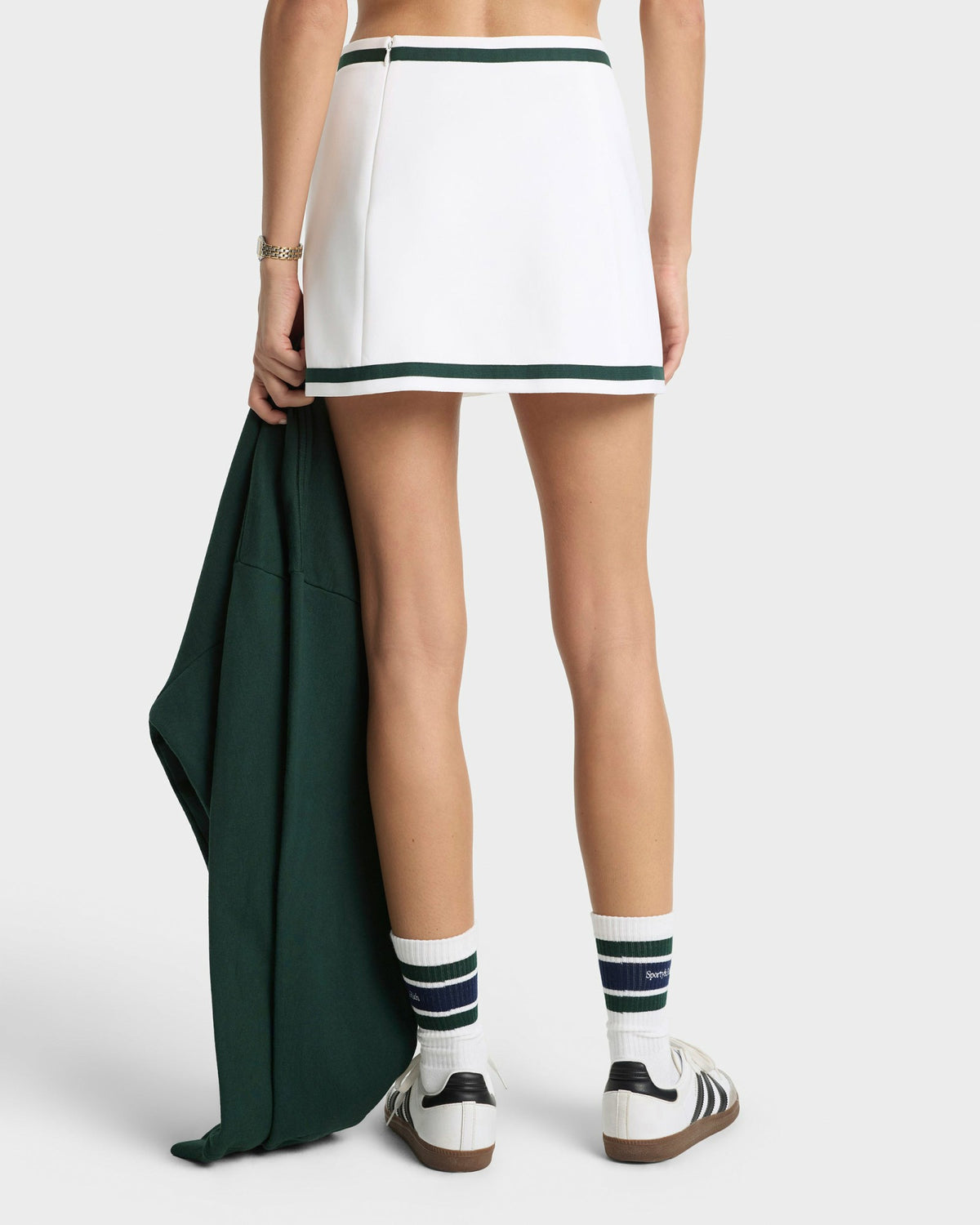 Sporty & Rich Serif Logo Mila Skirt - White/Forest