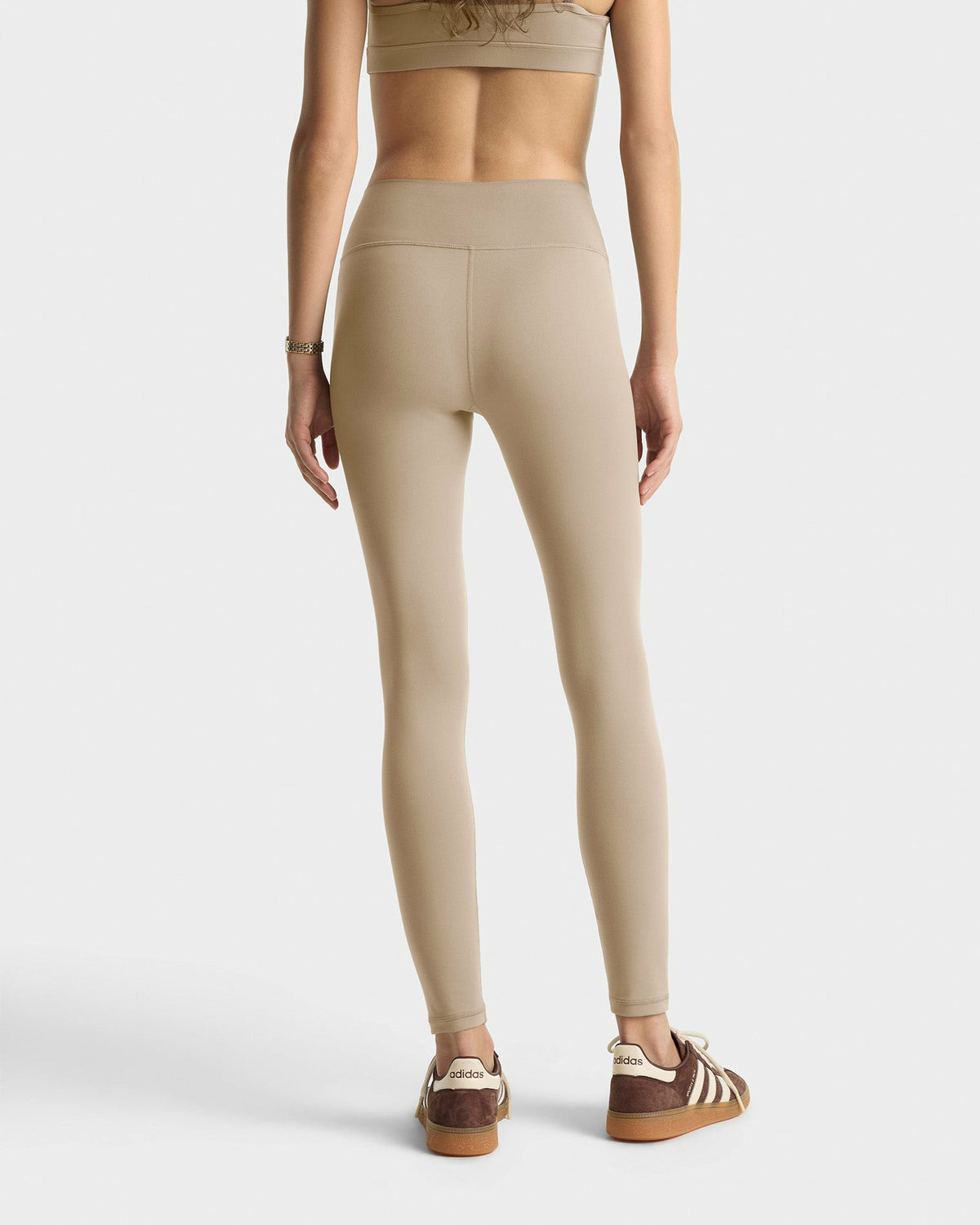 Sporty & Rich Signature Logo Legging - Hazelnut/White