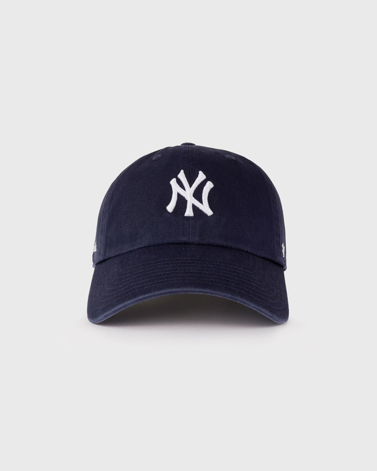Sporty & Rich Yankees Serif Hat - Navy/White