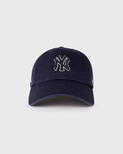 Sporty & Rich Yankees Serif Outline Hat - Navy/White