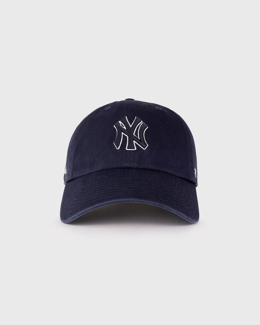 Sporty & Rich Yankees Serif Outline Hat - Navy/White