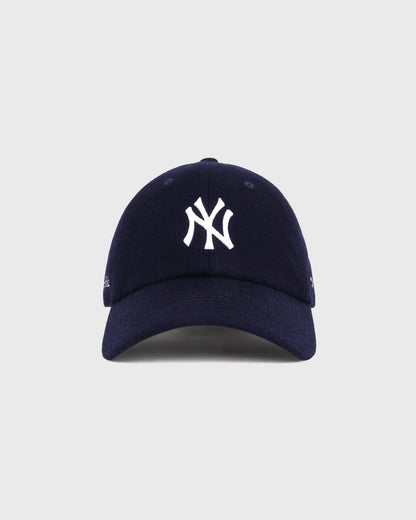 Sporty & Rich Yankees Serif Wool Hat - Navy/White