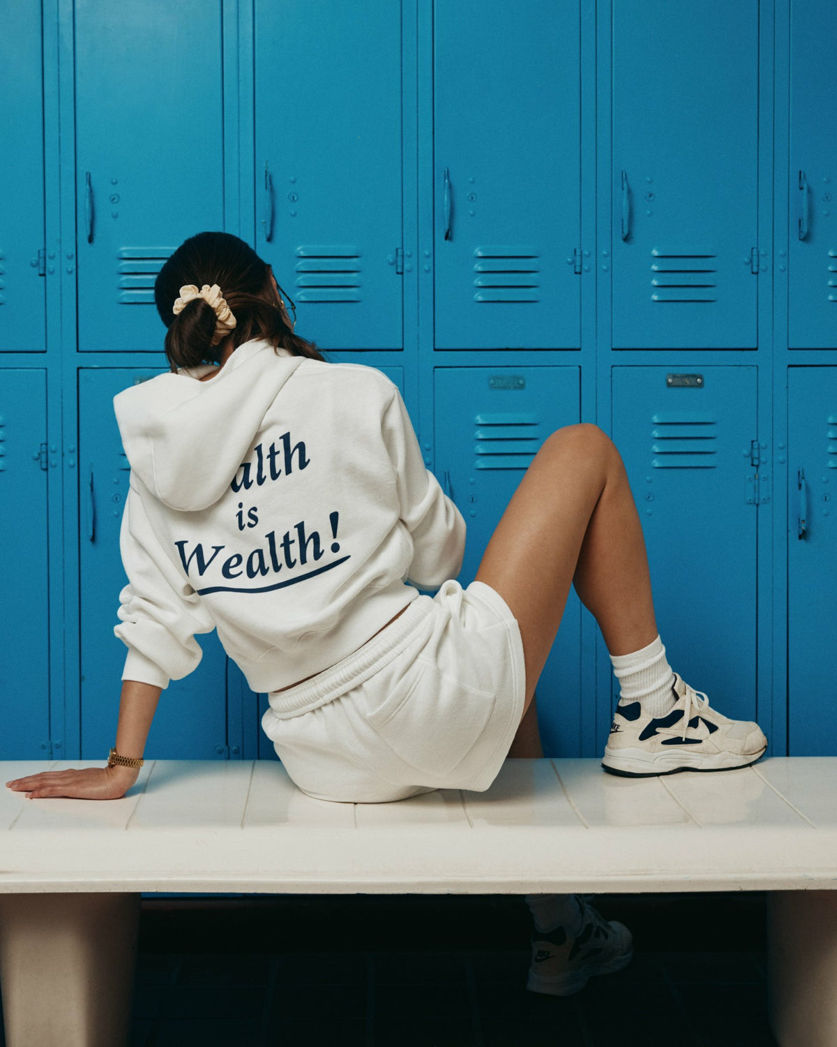 Sporty & Rich Health Is Wealth Soft Cropped Hoodie - White/Navy